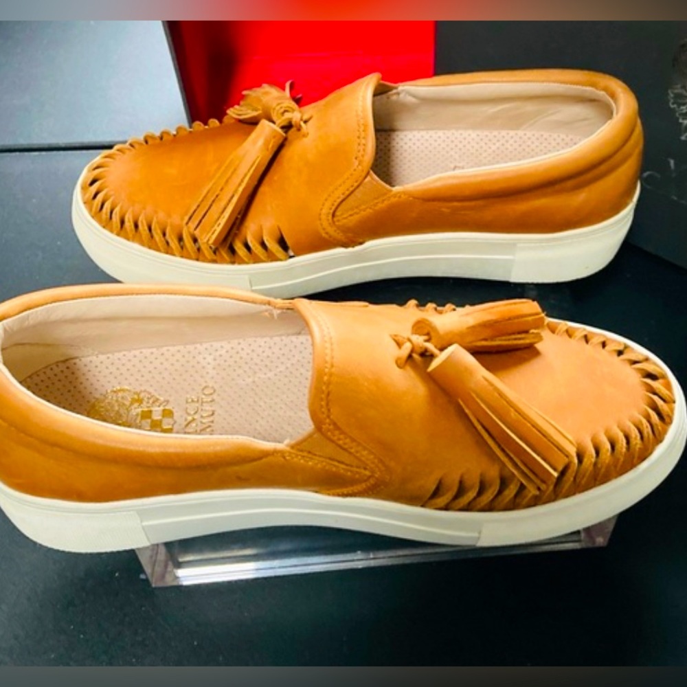 SOLD Leather Vince Camuto Kayleena Equestrian loafers 👞NWNT.